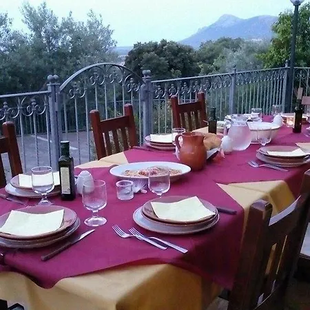 Bauernhof Agriturismo Sa Tella Guspini